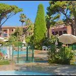 Entre Mer Et Piscine